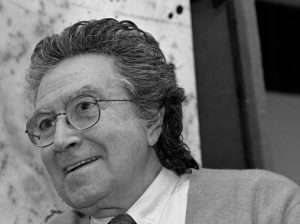 Antoni Tapies, artist portrait, album Catalunya. Barcelona 1923 -  2012  https://fundaciotapies.org/es/