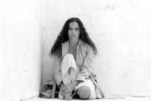 Alexia Miranda, artist portrait, El Salvador album