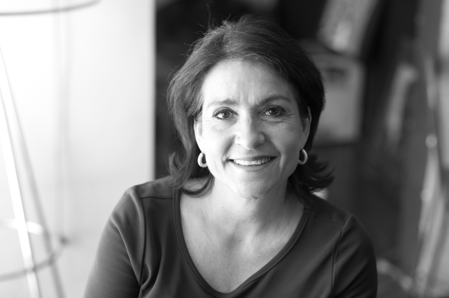 Ana Zamora, artist portrait, El Salvador album