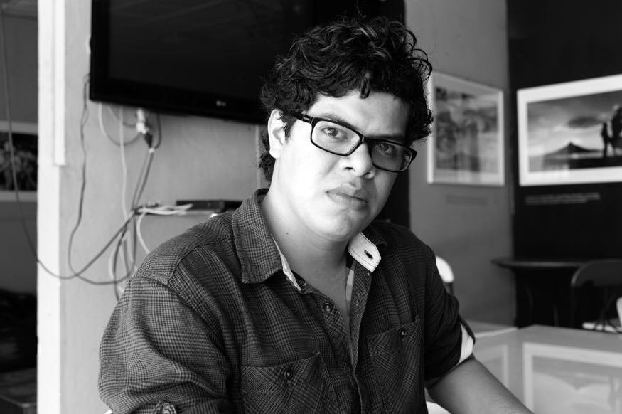 Eduardo Eli Crespin, artist portrait, El Salvador album