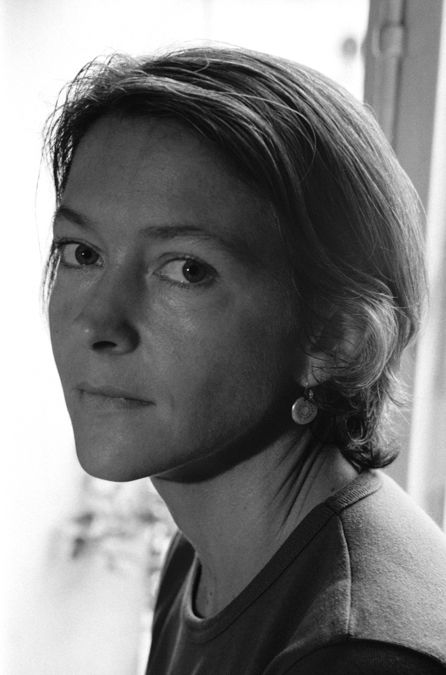 Sara West. artist portrait, Catalunya album