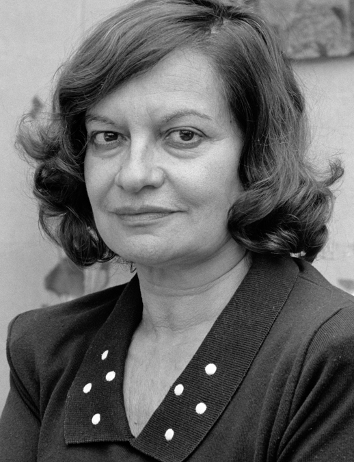 Teresa Ganzedo. León 1937 artist portrait, Catalunya album