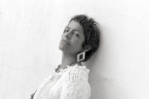 camila sol, artist portrait, El Salvador album