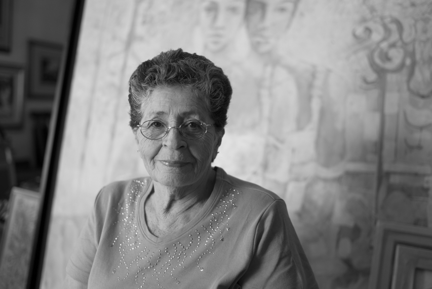 coralia ester valladares de torres, artist portrait, El Salvador album