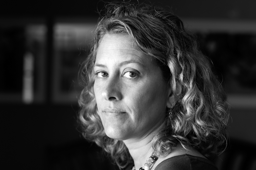 cristina izquierdo lowry, artist portrait, El Salvador album