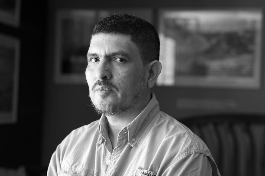 edgar romero, artist portrait, El Salvador album