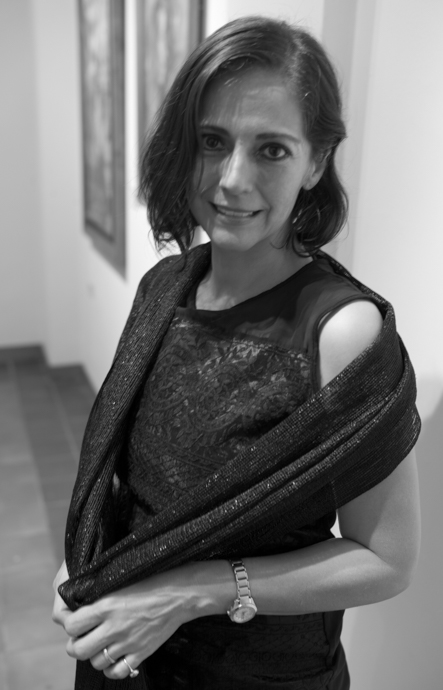 evelyn herrera, artist portrait, El Salvador album