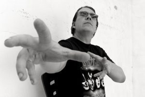 juan carlos lazo tablas, artist portrait, El Salvador album