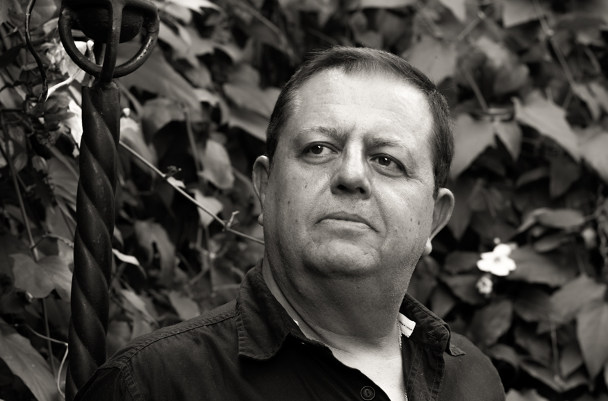 juan glower, artist portrait, El Salvador album