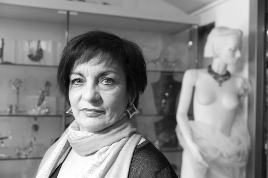 julia ares, artist portrait, Galicia Album