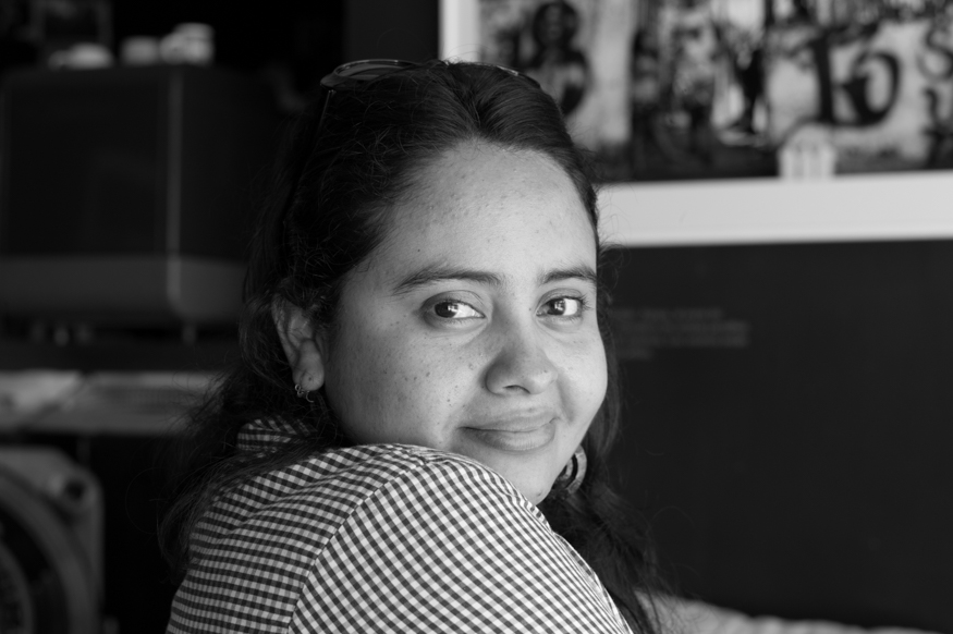 lourdes calero, artist portrait, El Salvador album