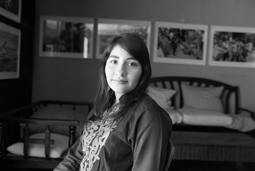 Marta Maria Diaz Cruz, artist portrait, El Salvador album