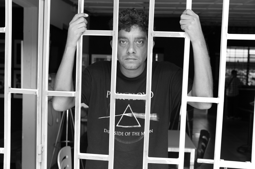 Mauro Arias, artist portrait, El Salvador album