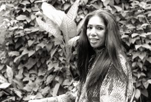 Paty Prado, artist portrait, El Salvador album