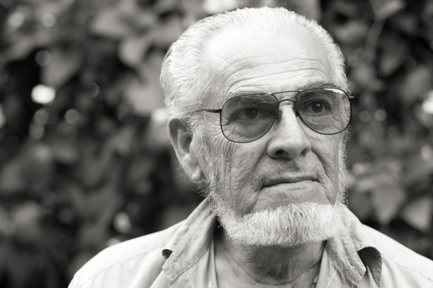 Ricardo Morales Ehrlich, artist portrait, El Salvador album