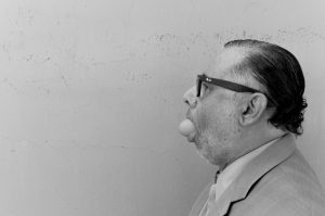 roberto huezo, artist portrait, El Salvador album