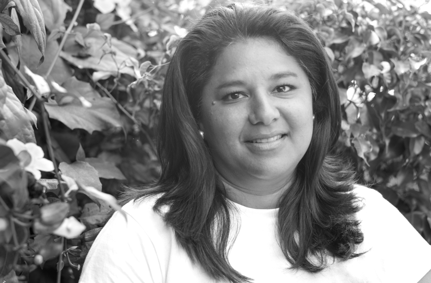 rosario de santamaria, artist portrait, El Salvador album