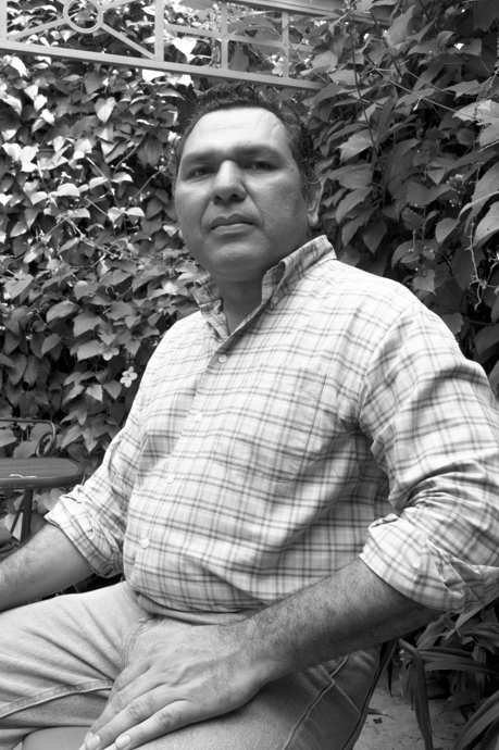 Teyo Orellana, artist portrait, El Salvador album