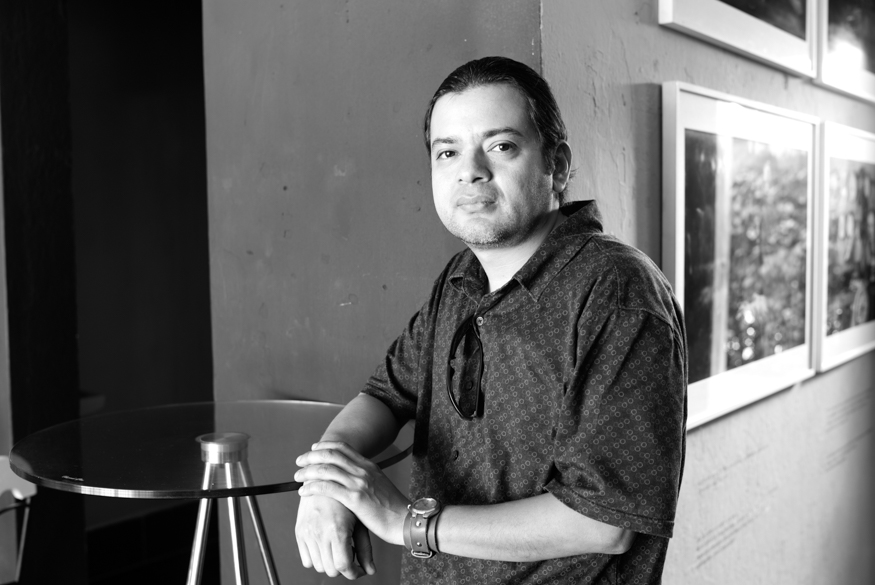 tomas carranza, artist portrait, El Salvador album