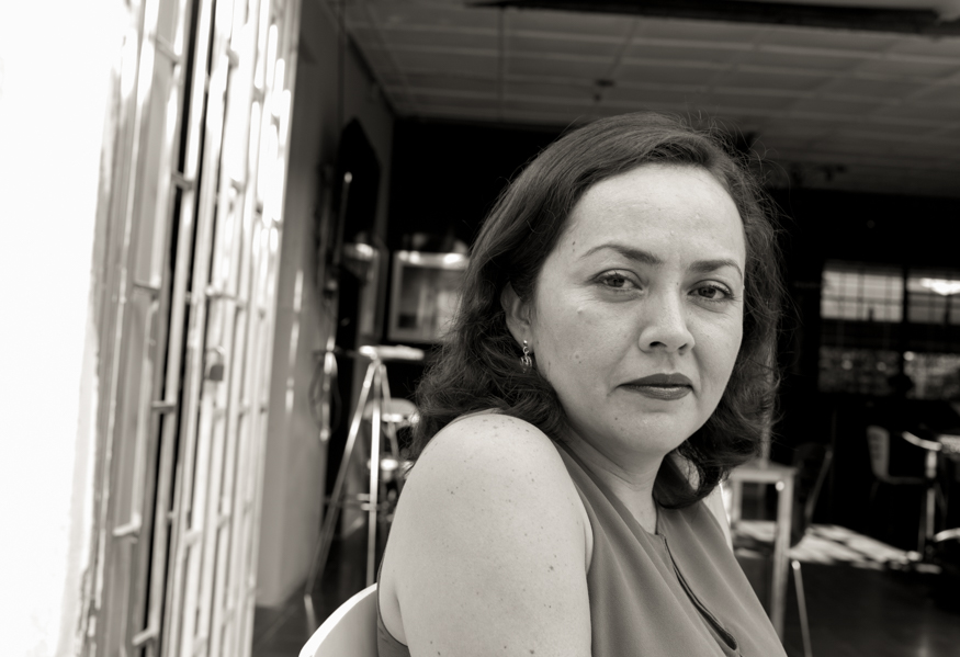 yanira elias, artist portrait, El Salvador album