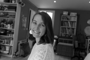 Amandine Gros, artist photographic portrait, Paris album