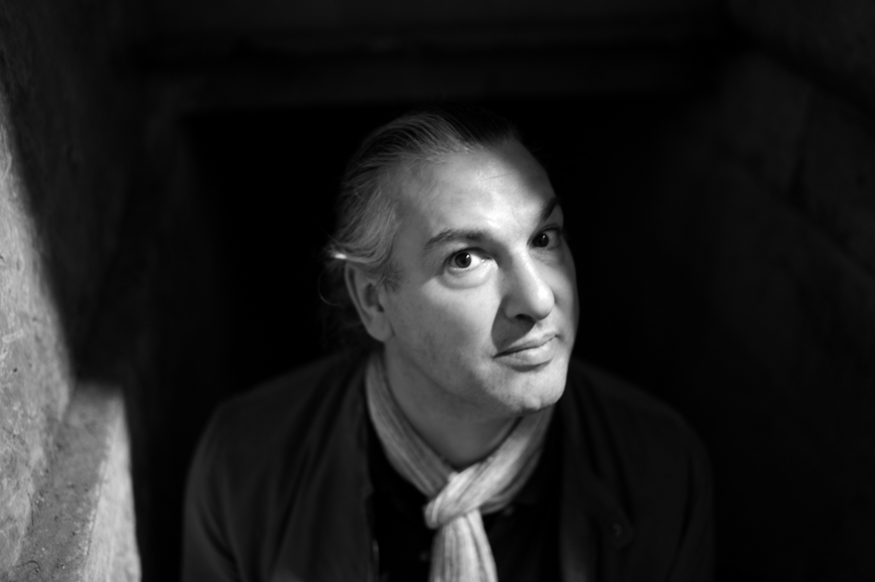 Christian Delinotte, artist photographic portrait, Paris album