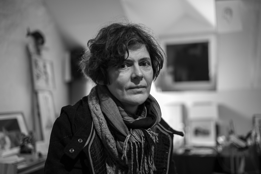 Dana Radulescu, artist photographic portrait, Paris album