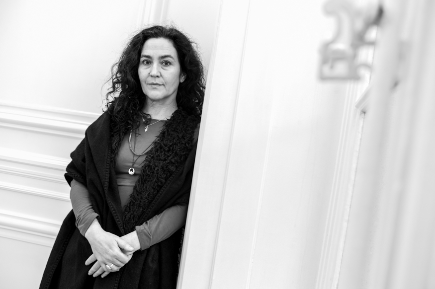 Daniela Montecinos, artist photographic portrait, Paris album