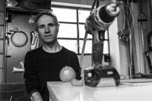 Laurent Belloni, artist photographic portrait, Paris album