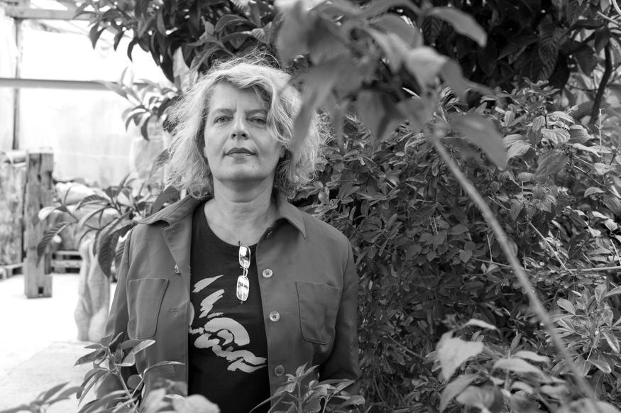 cendres lavy , artist photographic portrait, Paris album