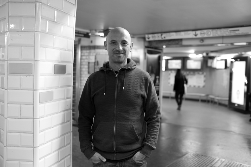 crey 132, artist photographic portrait, Paris album