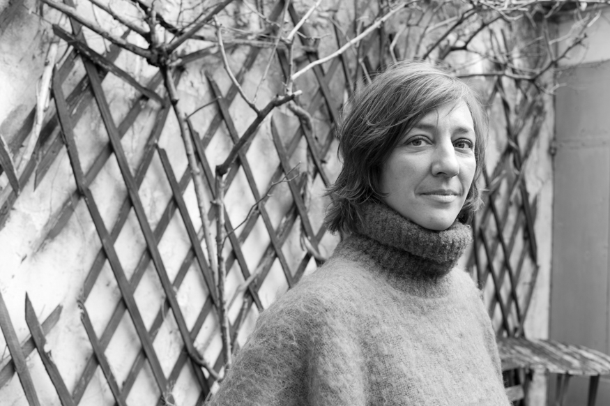 juliette frescaline, artist photographic portrait, Paris album