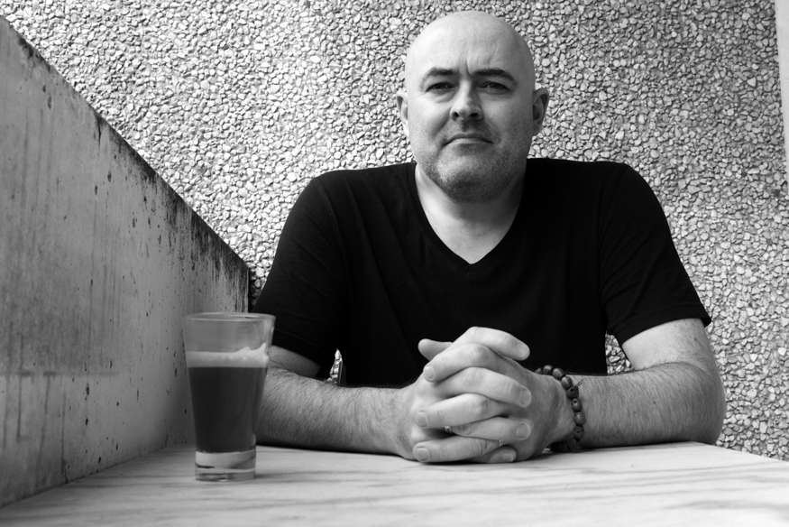 scott batty, artist photographic portrait, Paris album